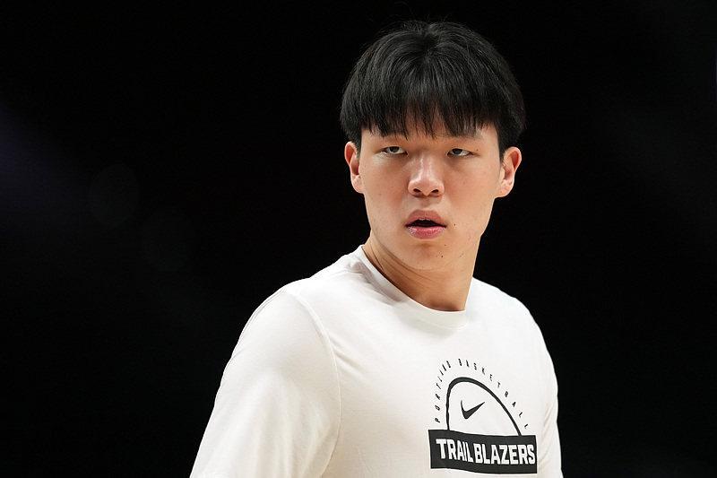 kaiyun平台-杨瀚森狂轰31分 创G联赛个人得分新高